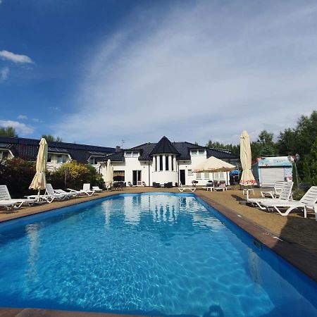 Brydar With Sauna, Swimming Pool And Jacuzzi Mielno  Exterior photo